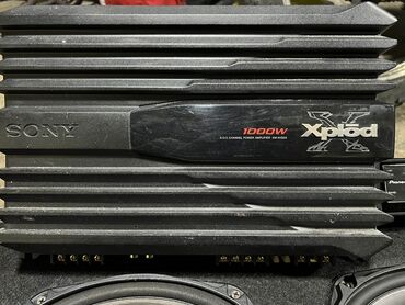 Dinamiklər və sabvuferlər: Avtomobil üçün tam audio paketi Tərkib: - Arxa polka üzərində 6 ədəd — 9