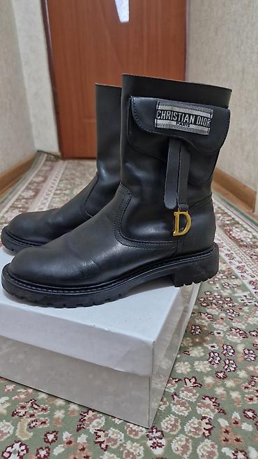 кожа 39: Ботинки, 38, Dior, Б/у, цвет - Черный, Самовывоз — 1