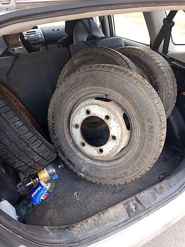 215 75 16c: Комплект из 4 зимних шин Michelin Agilis с шипами на стальных дисках — 2