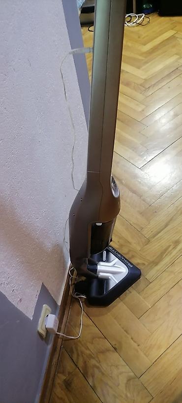 Štapni usisivači: Usisivač ROVENTA ručni na bateriju
Ispravan
Mirjevo na lalafo.rs — 5 Štapni usisivači: Usisivač ROVENTA ručni na bateriju
Ispravan
Mirjevo — 5