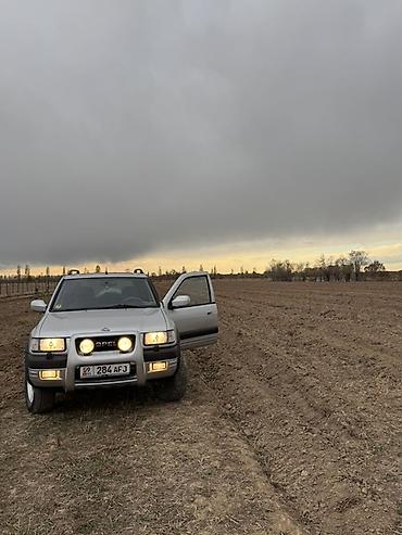 tayota 4 runner: Opel Frontera: 2001 г., Механика, Бензин, Внедорожник — 1