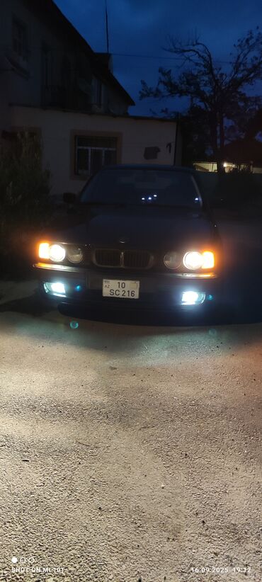 BMW: BMW 525: 2.5 l | 1995 il Sedan — 16