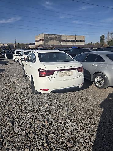Dongfeng: Dongfeng : 2021 г., 0.1 л, Робот, Электромобиль, Седан — 2