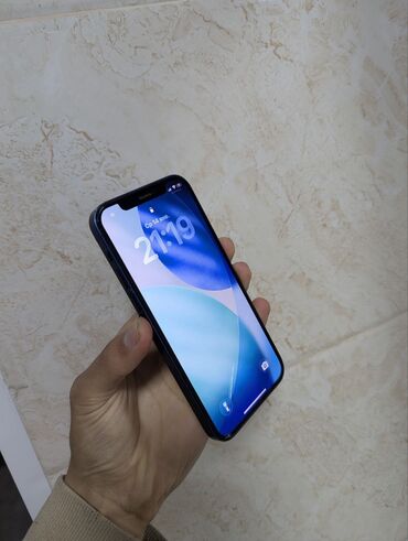 Apple iPhone: IPhone 12, 64 ГБ, Зарядное устройство, Чехол, 78 % — 12