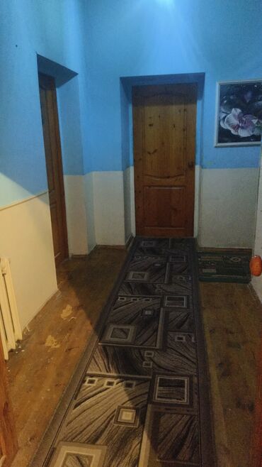 продаю дом рабочий гарадок: Сдается комната на длительный срок