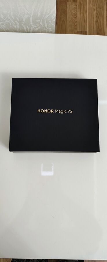 telofonlar: Honor Magic V2, 512 GB, rəng - Qara, İki sim kartlı