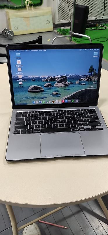 Ноутбуки Apple (MacBook): Для учебы, Б/у, Apple M1, ОЗУ, RAM: 8 ГБ — 1
