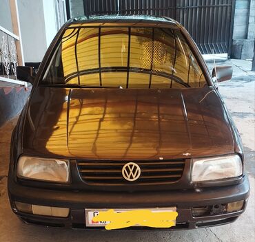 движок на пассат: Volkswagen Vento: 1993 г., 2 л, Механика, Бензин, Седан