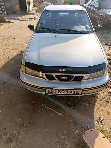 Daewoo Nexia: 2008 г., 1.5 л, Механика, Газ, Седан