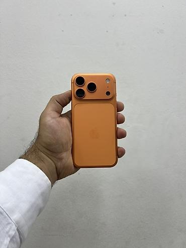 kreditle telefon: Telefon idealdi kredit deyil 
256 Gb,99 pil 
Təmirdə olmayib — 1