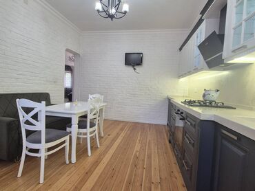 Həyət evləri və villaların satışı: Saray 5 otaqlı, 220 kv. m, Kredit yoxdur, Yeni təmirli — 7