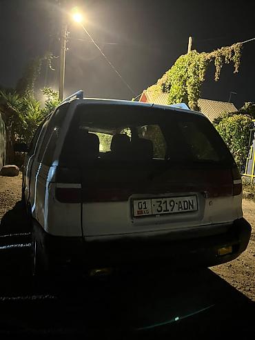 водный катер: Mitsubishi Space Wagon: 1992 г., 2 л, Механика, Бензин, Минивэн — 2