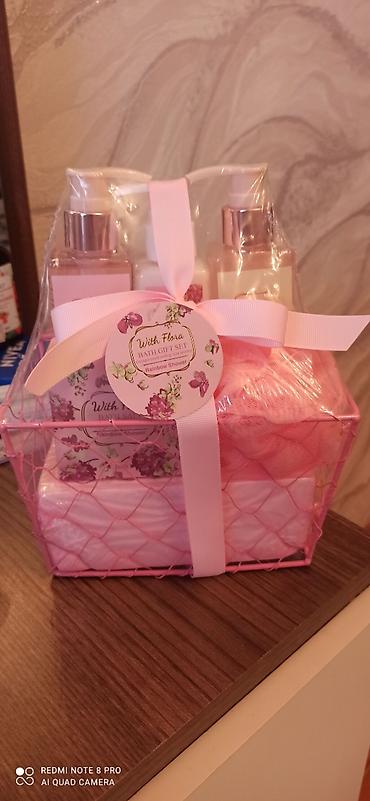 5 15: Beauty Floral – Banyo hədiyyə dəsti 14fevralda 8martda en gozel — 5