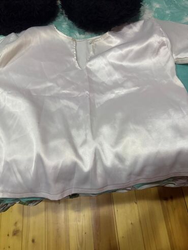 Milli geyimlər: Məhsul: Uşaq üçün milli geyim dəsti Təsvir: - Parlaq atlas — 2