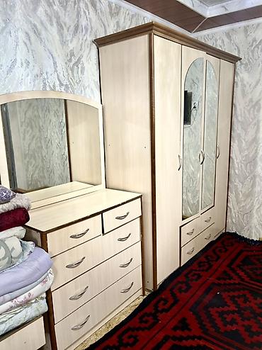 Мебельные гарнитуры: Спальный гарнитур, Б/у, Двуспальная кровать, Шкаф, Тумба, цвет - Бежевый — 4