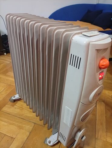 Uljani radijatori: Ulje­ni radijator na točkićima - Tip: električni uljni radijator sa — 1