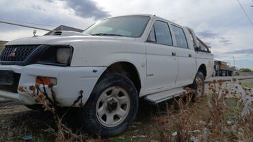 Mitsubishi: Mitsubishi L200 pikap – ikicərgəli kabin, arxa bortlu yük yerinə — 2