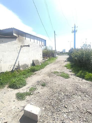 Həyət evləri və villaların satışı: 3 otaqlı, 10 kv. m, Orta təmir — 9