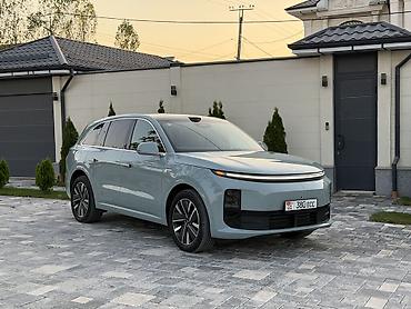 sm x: Lixiang L6: 2025 г., 1.5 л, Вариатор, Гибрид, Кроссовер — 1