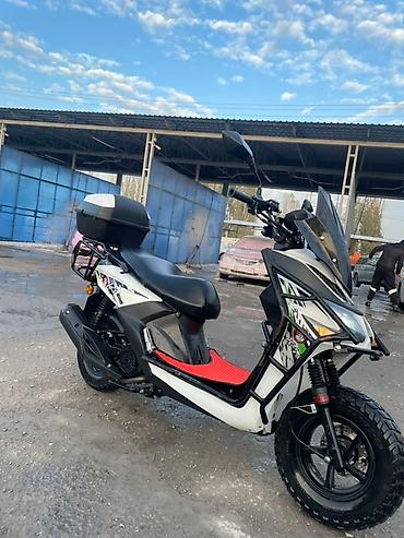 Скутеры: Скутер/мопед с внедорожным обвесом Характеристики и оснащение: - — 2