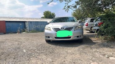 киа к 8 бишкек: Серебристый седан Toyota Camry, подходящий для комфортной езды по
