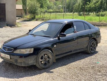 Honda: Honda Accord: 2001 г., 1.8 л, Автомат, Бензин, Хэтчбэк