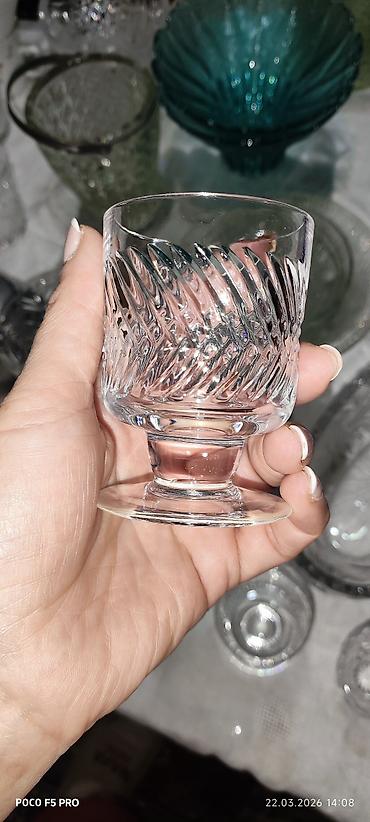 gümüş qədəh: Qədəhlər, rəng - Bənövşəyi, Şüşə — 1