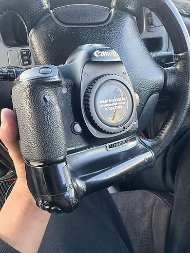 проф зеркалку: Фотоаппарат Canon EOS 5D Mark ||| Основные особенности: - — 1