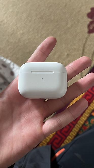 airpods case: Беспроводные наушники-вкладыши, Apple, Б/у — 3