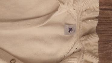 Üst geyimləri: Jaket petit bateu firmasinindir 115 Azne alinib 2-3 yawa uygundur — 2