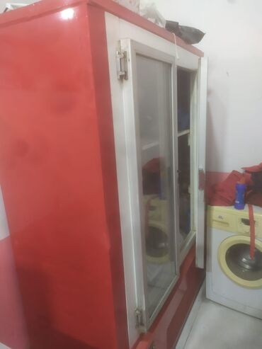 deve eti qiymeti: Ət ucun vitrin soyuducu satilir. İslək vəziyyətdədir. Problemi yoxdur