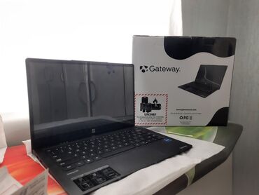 ucuz netbook: Intel Core i7, 16 GB, 14.1 "