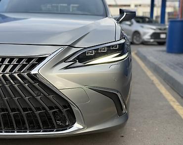 Lexus: Lexus ES: 2023 г., 2.5 л, Вариатор, Гибрид, Седан — 5