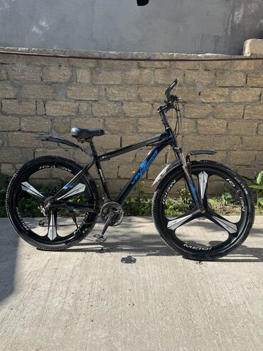 İdman velosipedləri: İşlənmiş BMX velosipedi 29", sürətlərin sayı: 32, Ünvandan götürmə, Ödənişli çatdırılma, Rayonlara çatdırılma