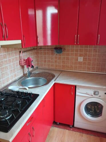 Uzunmüddətli kirayə mənzillər: Nefçilər metrosu yaxınlığında,5 mərtəbənin,1-ci mərtəbəsində,2 — 4