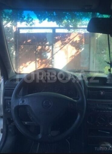 Opel: Opel Astra: 2 l | 1998 il 344975 km Universal — 6