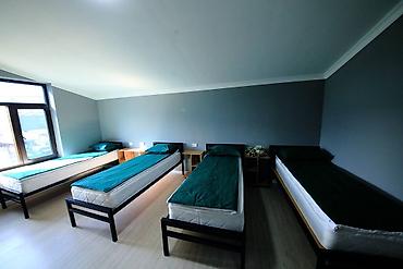 Посуточная аренда комнат: 400 м², С мебелью — 1