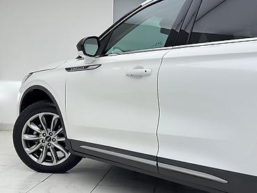 Lincoln: Lincoln : 2022 г., 2 л, Автомат, Бензин, Кроссовер — 6