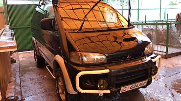 Mitsubishi: Mitsubishi Delica: 1994 г., 2.8 л, Автомат, Дизель, Минивэн — 2