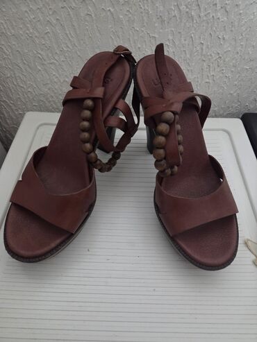 Sandale: Sandale, 39 — 1