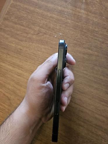 kompüterlər 2 ci əl: IPhone 16 Pro, 256 GB — 1