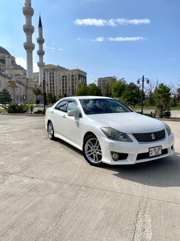 Toyota: Toyota Crown: 2010 г., 3.5 л, Автомат, Бензин, Седан