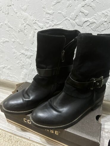 женское обувь: Ботинки и ботильоны 36.5, цвет - Черный
