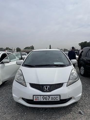 audi q6: Honda Jazz: 2009 г., 1.3 л, Автомат, Бензин, Хэтчбэк — 1