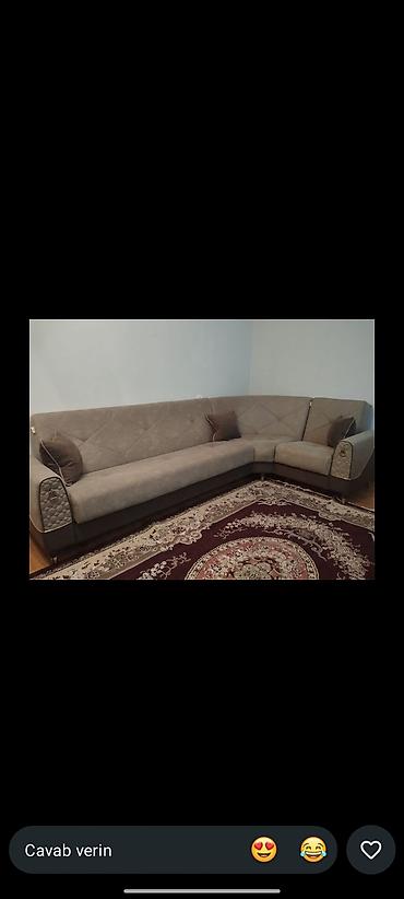 diva divan: Künc divan – yumşaq toxunuşlu, neytral boz-bej rəngdə parça üzlük — 1