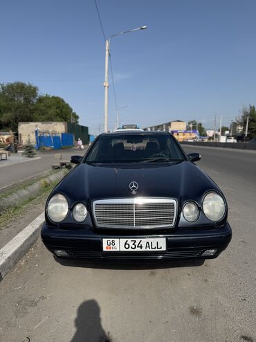 Mercedes-Benz: Mercedes-Benz E-Class: 1995 г., 2.3 л, Механика, Бензин, Седан