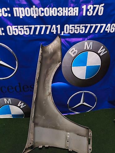 220 mers: Крыло Переднее левое Mercedes-Benz, 2004 г., Б/у, Оригинал — 2