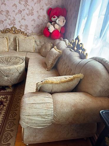 radiator ev ucun: Kunc Divan + Masa Desti birlikde *1600 azn* satilir‼️8 ededdir stullar — 3