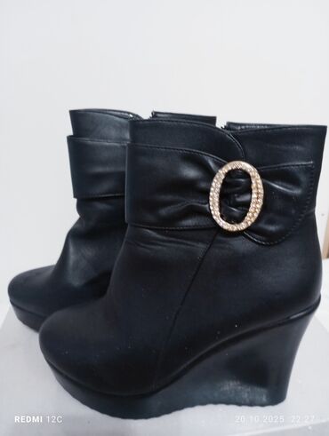 тойские платья: Полусапоги