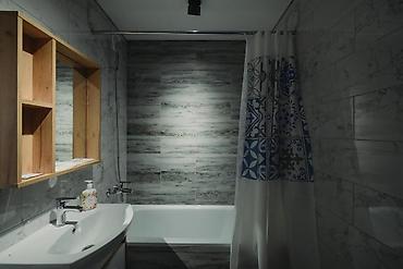 Посуточная аренда квартир: 1 комната, Банные принадлежности, Бронь, Бытовая техника — 13